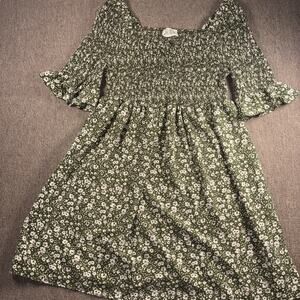 Just Found Women’s Dress Floral Prairie Green Elastic Top Size 1X